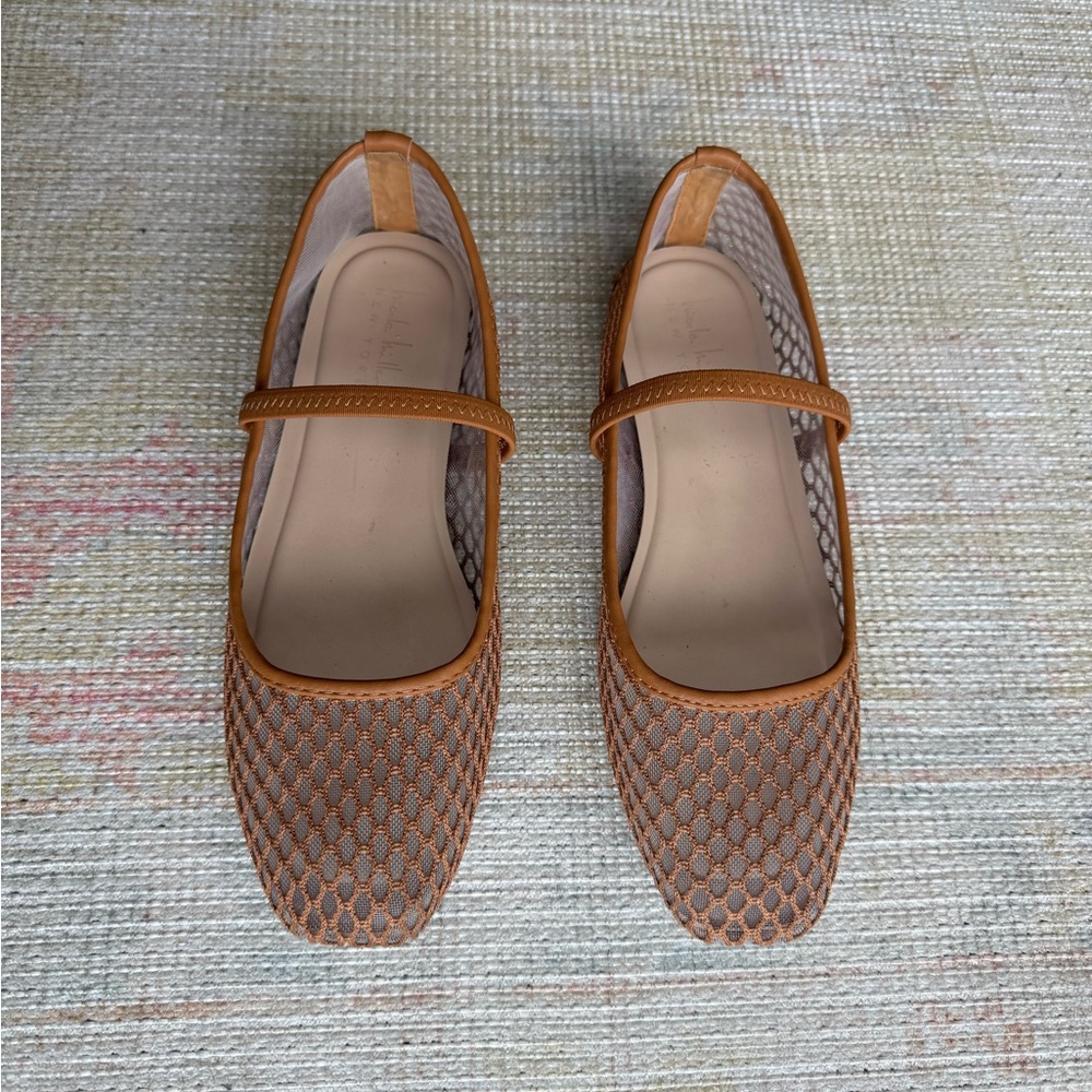 Women’s Mesh Mary Jane Flats in Tan